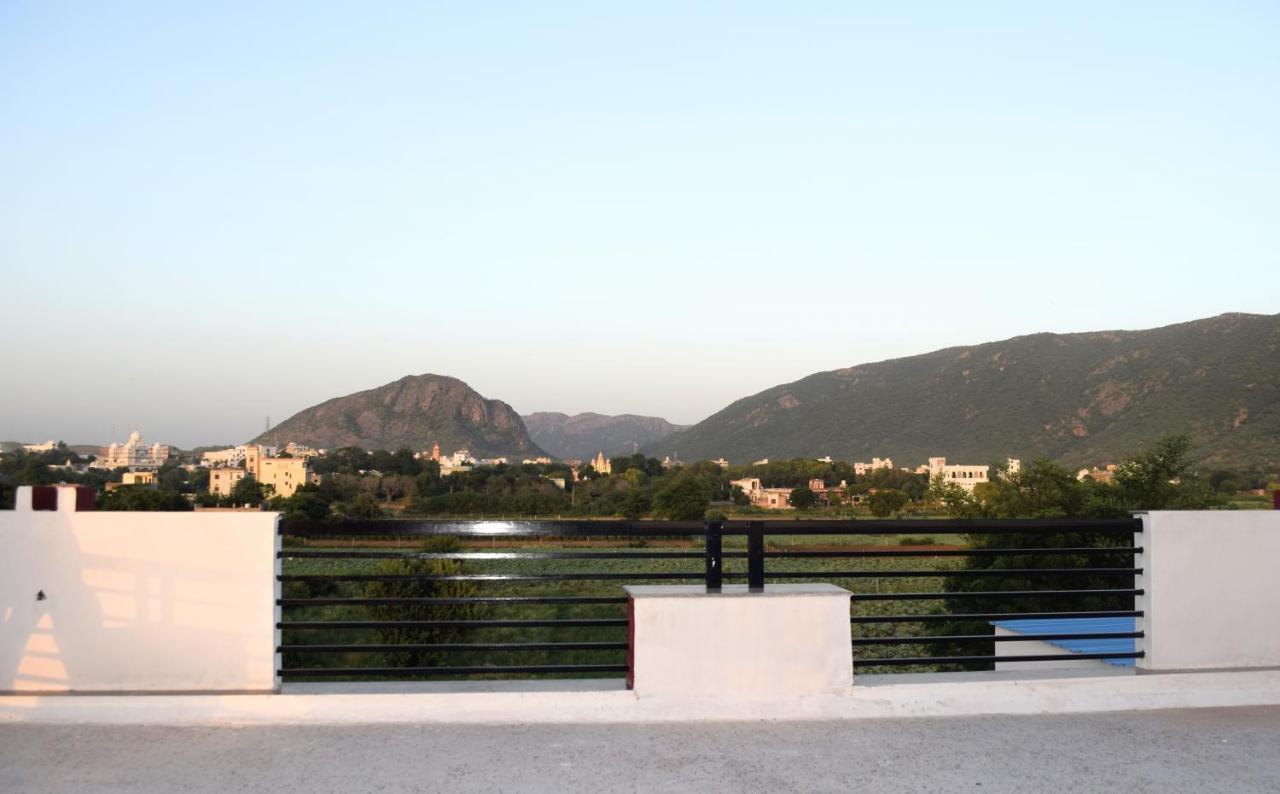 The Natural View פושקאר מראה חיצוני תמונה